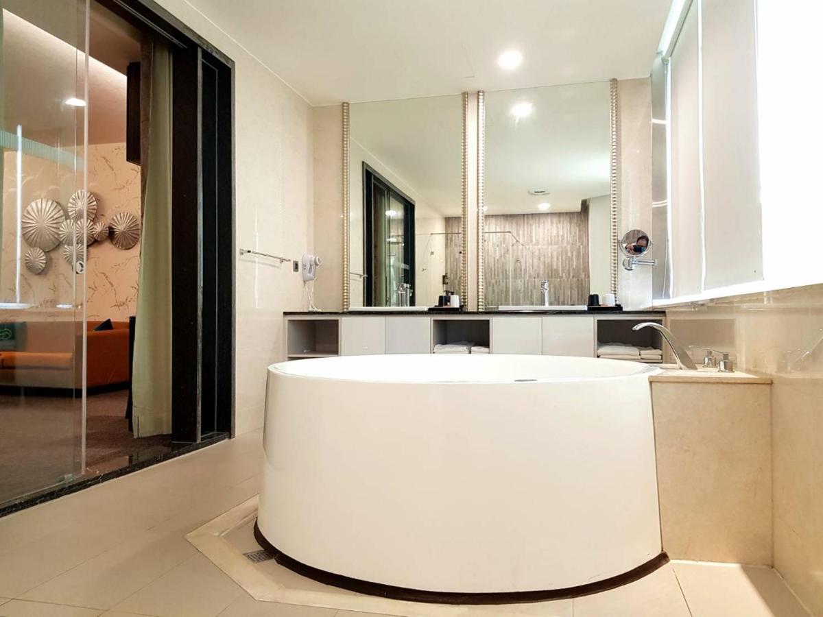 เดอะลอฟท์ โฮเต็ล Hotel ไทเป ภายนอก รูปภาพ